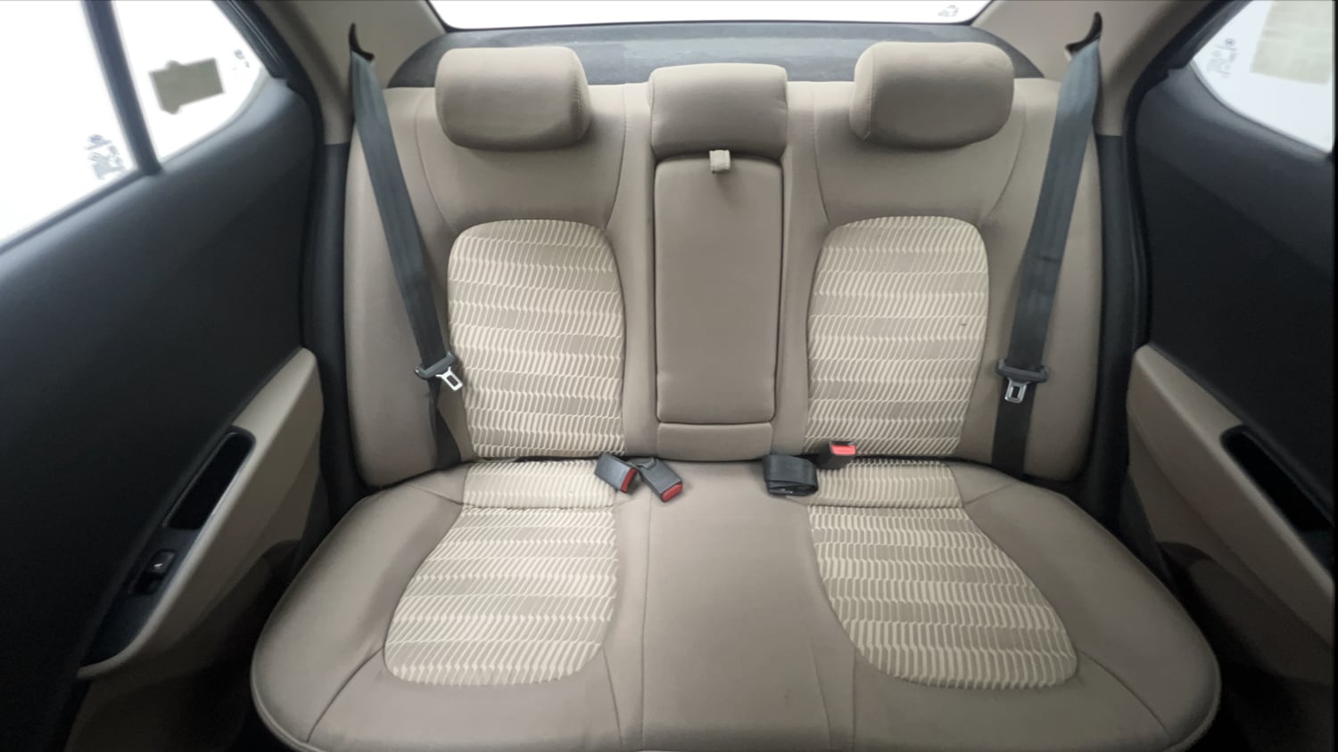 Used 2018 Hyundai Xcent E+ CNG (Outside Fitted) Cng Manual interior REAR SEAT CONDITION VIEW
