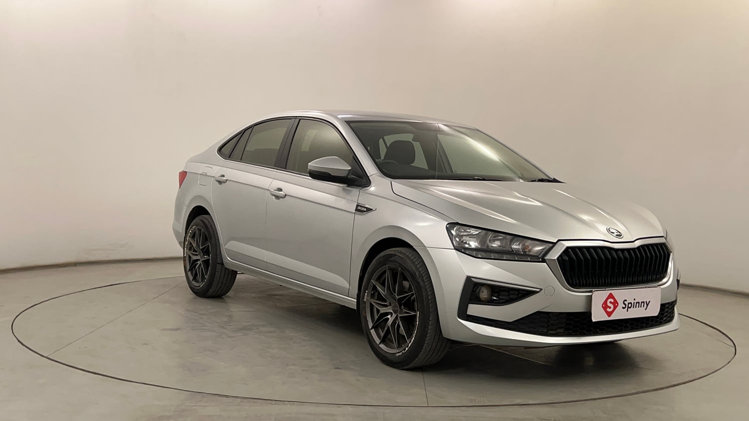 Used 2023 Skoda Slavia Ambition 1.5L TSI MT Petrol Manual exterior RIGHT FRONT CORNER VIEW