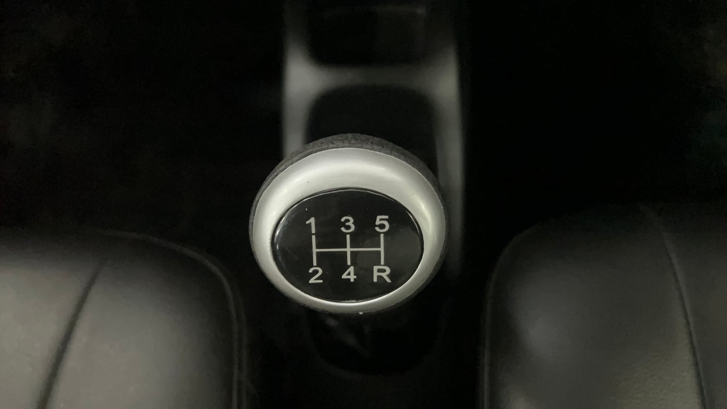 Used 2012 Maruti Suzuki Wagon R 1.0 VXi Petrol Manual interior GEAR  KNOB VIEW