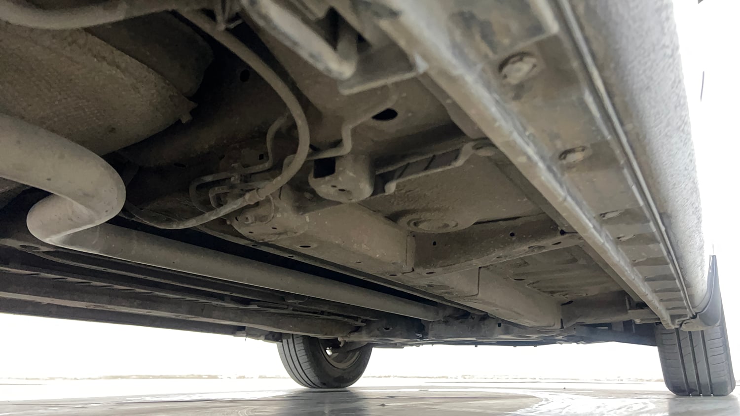 Used 2015 Maruti Suzuki Swift ZDi Diesel Manual extra REAR RIGHT UNDERBODY VIEW