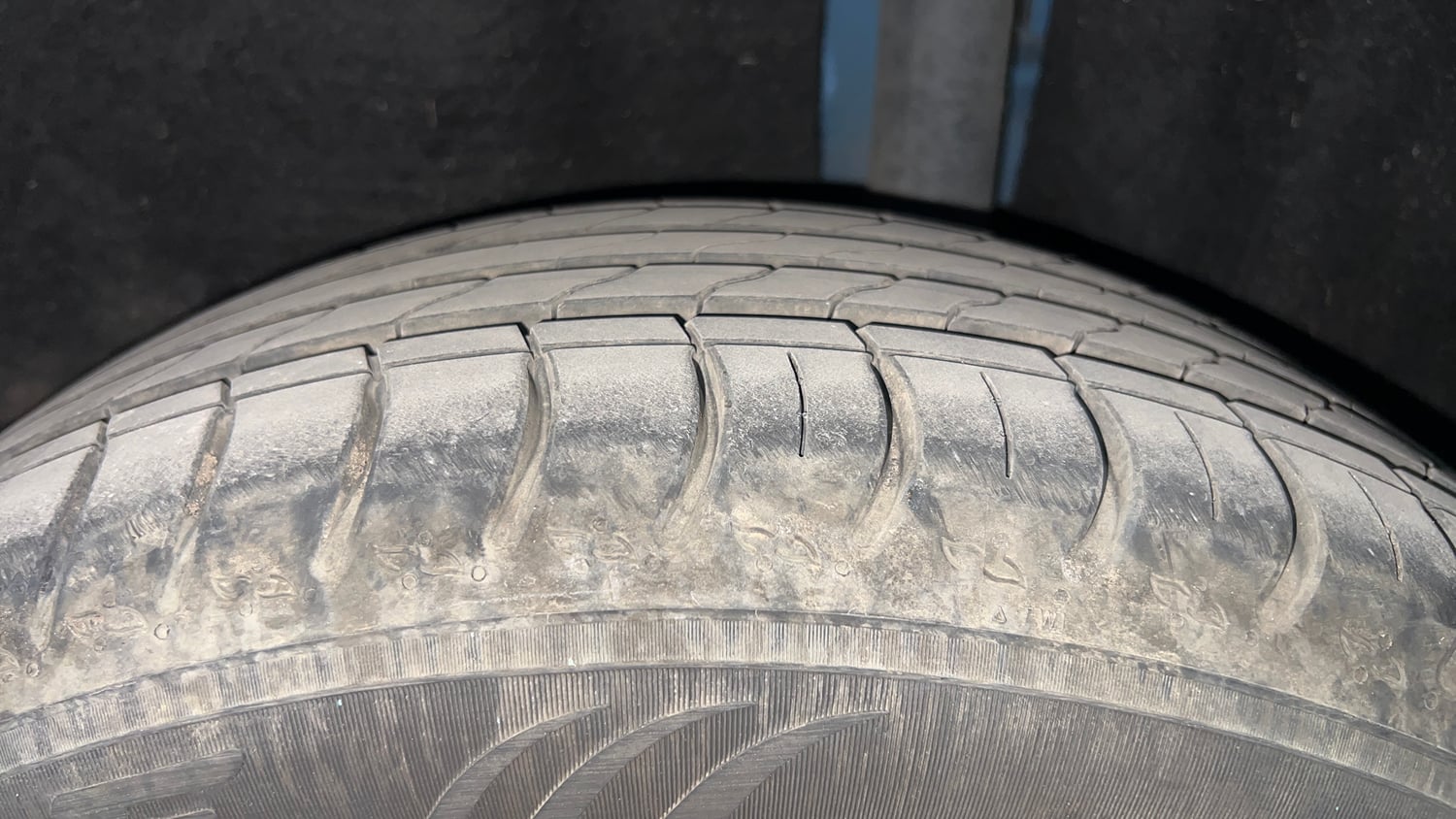 Used 2021 Ford EcoSport Titanium Plus 1.5L Ti-VCT AT Petrol Automatic tyres LEFT REAR TYRE TREAD VIEW