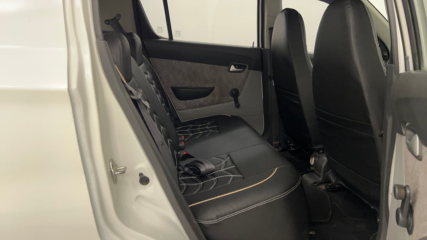 Used 2018 Maruti Suzuki Alto 800 LXi (O) Petrol Manual interior RIGHT SIDE REAR DOOR CABIN VIEW