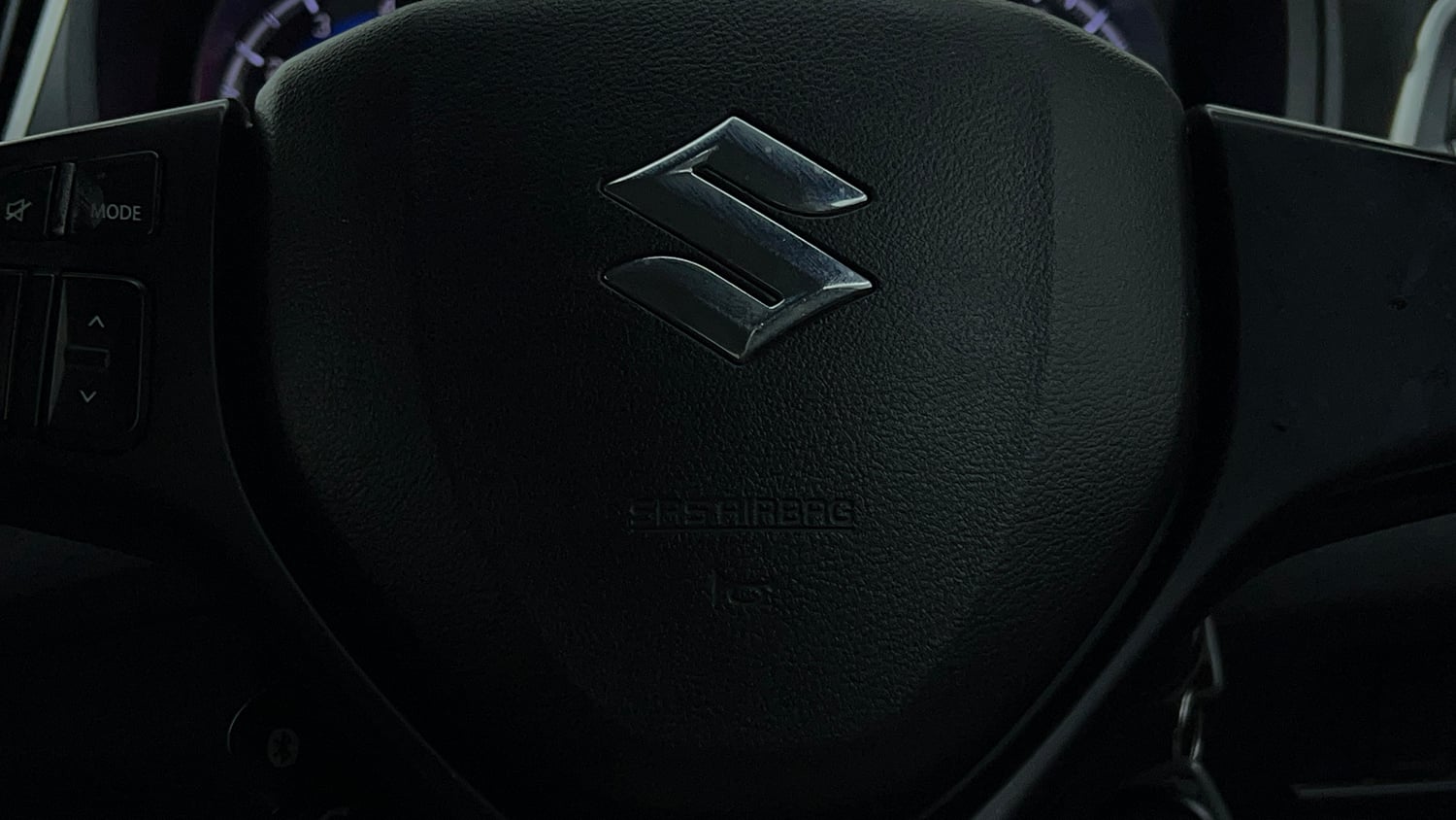 Used 2018 Maruti Suzuki Baleno Delta 1.2 AT Petrol Automatic top_features Airbags