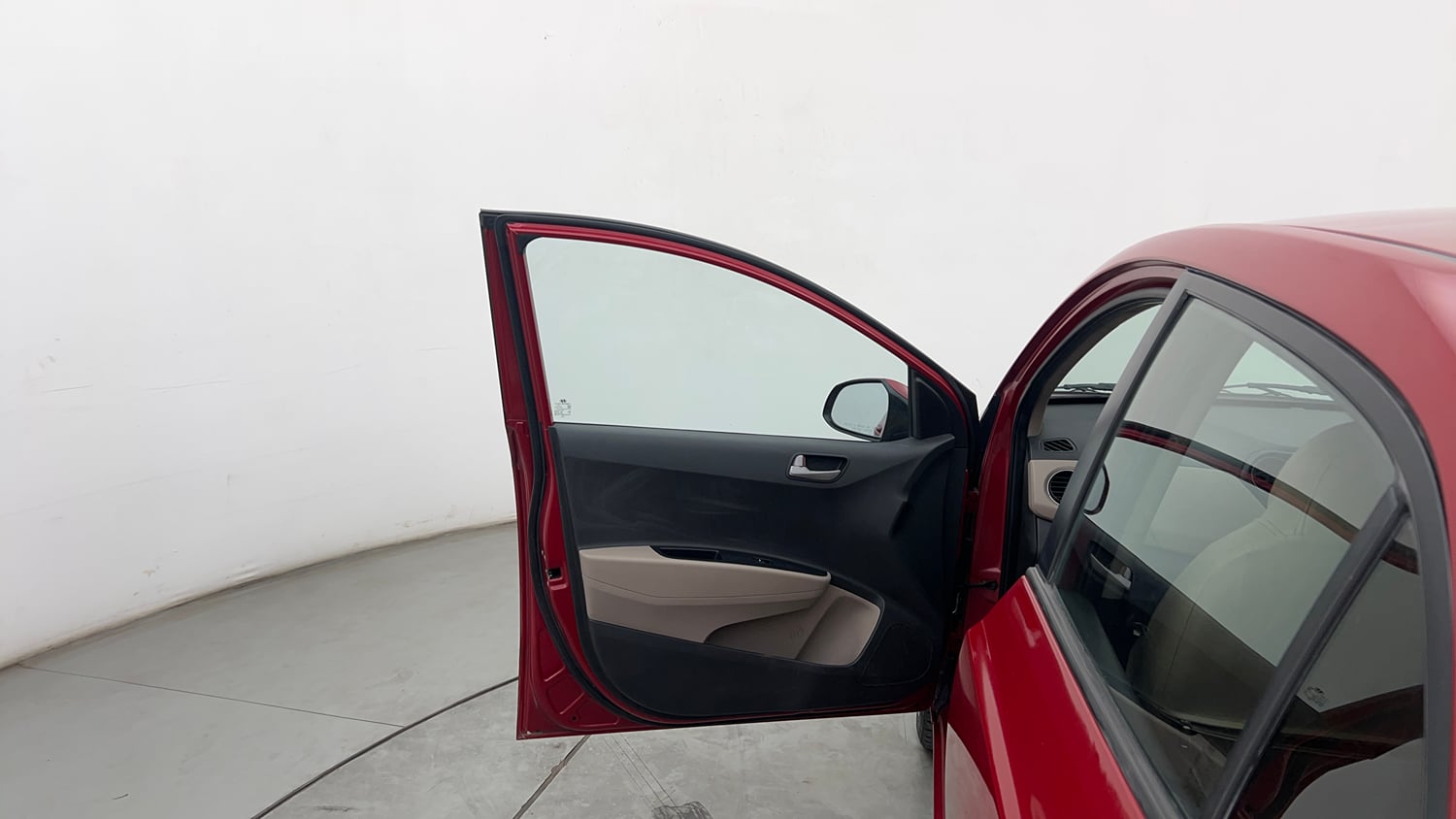 Used 2014 Hyundai Xcent SX 1.2 (O) Petrol Manual interior LEFT FRONT DOOR OPEN VIEW