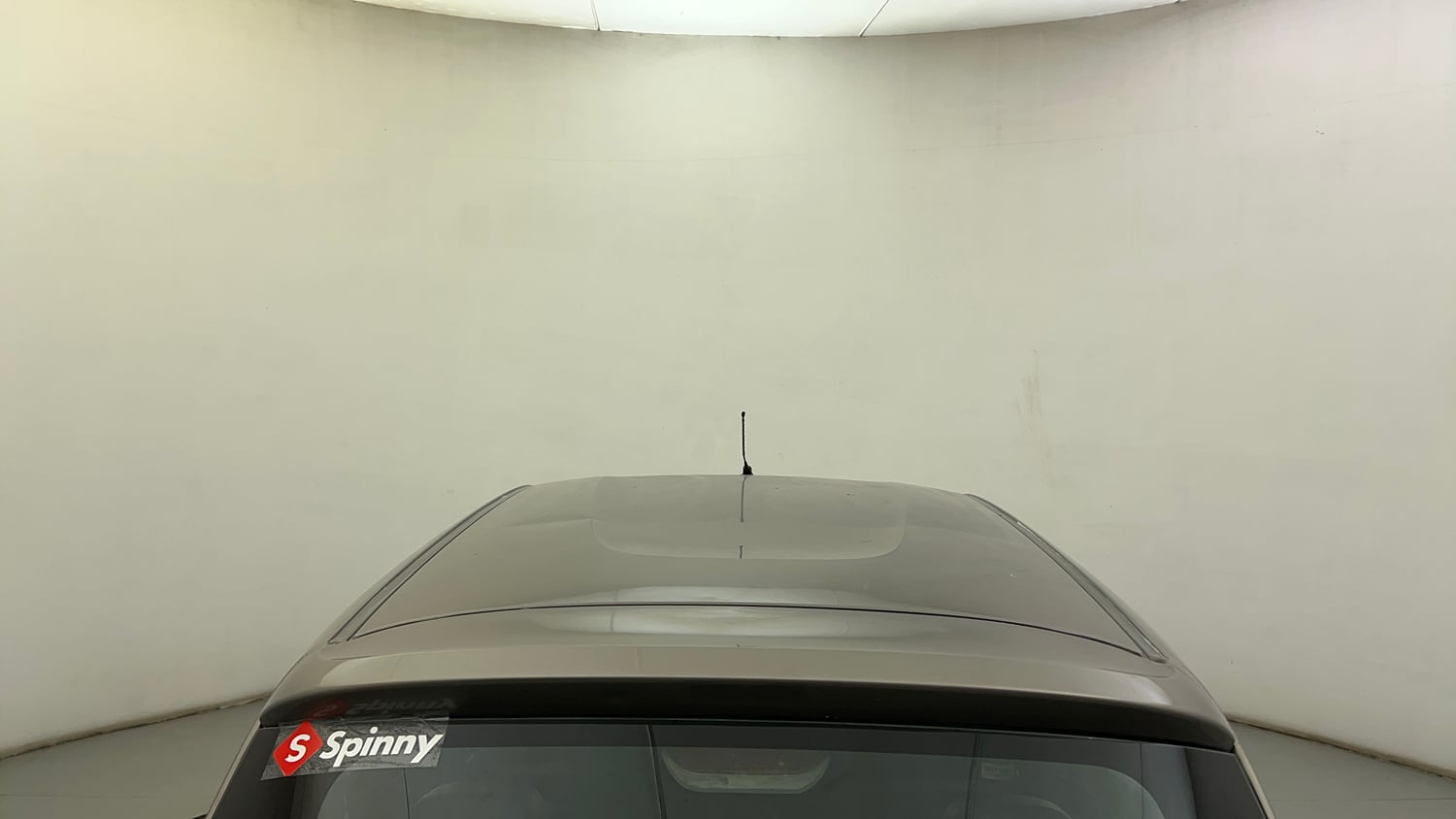 Used 2016 Renault Kwid RXL Petrol Manual exterior EXTERIOR ROOF VIEW