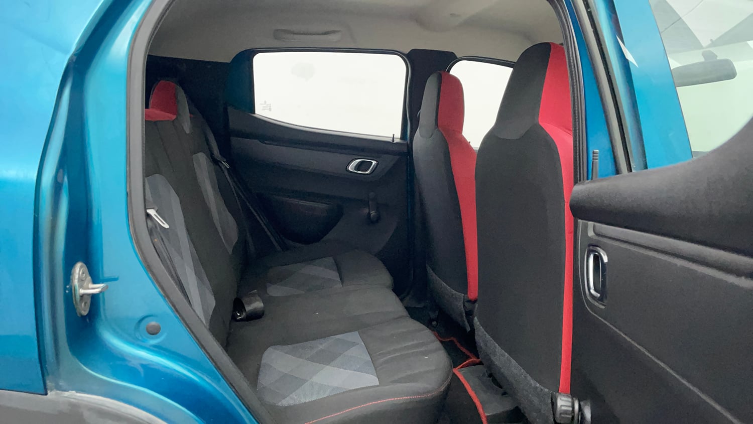 Used 2020 Renault Kwid RXT Petrol Manual interior RIGHT SIDE REAR DOOR CABIN VIEW