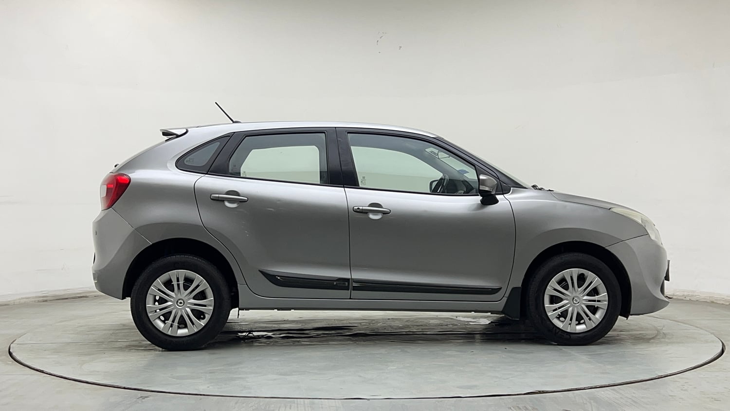 Used 2018 Maruti Suzuki Baleno Delta 1.2 AT Petrol Automatic exterior RIGHT SIDE VIEW