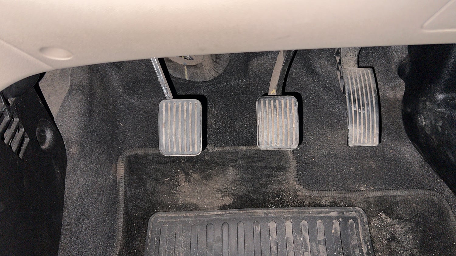 Used 2019 Hyundai Santro Asta Petrol Manual interior PEDALS VIEW