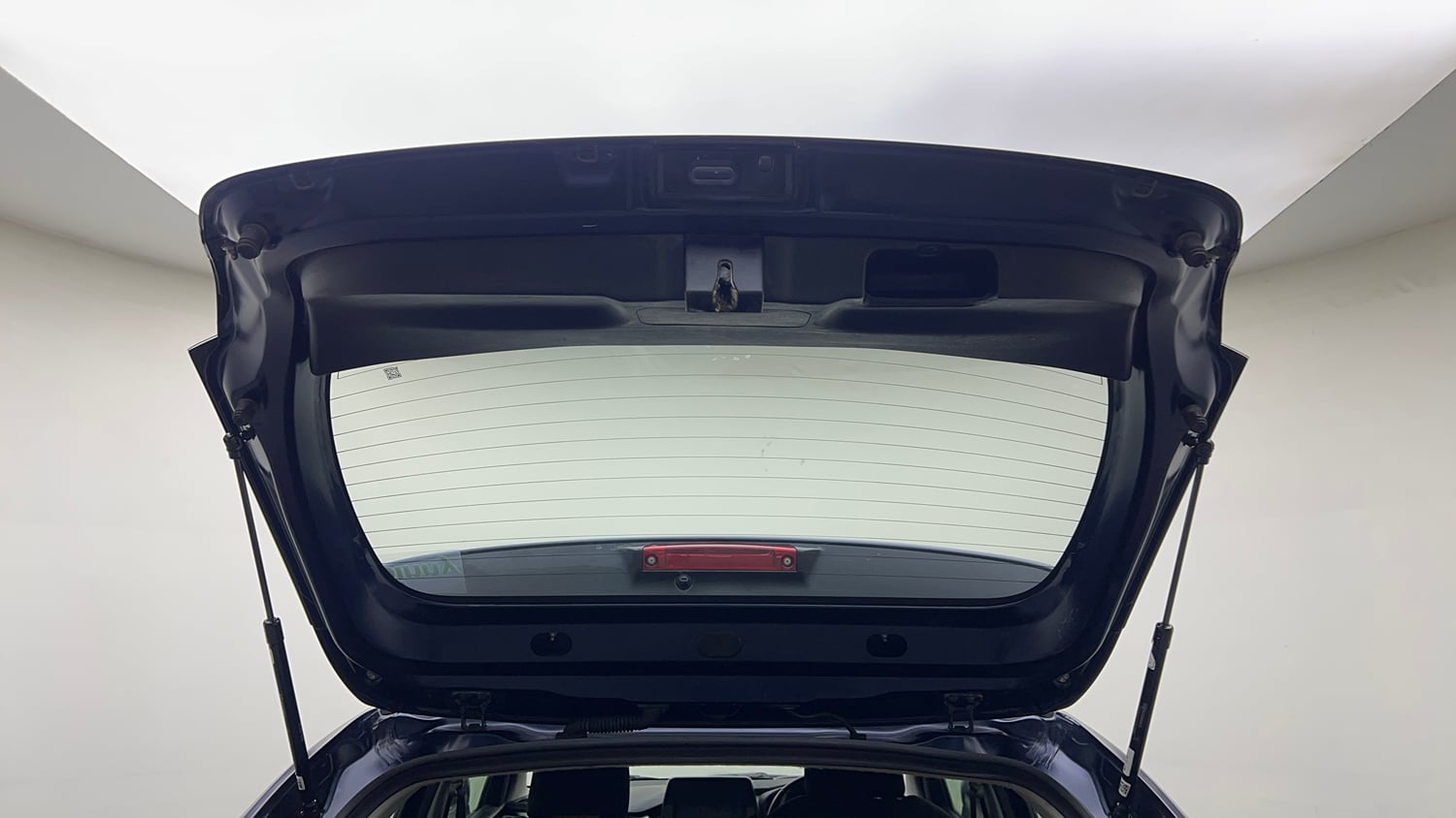 Used 2022 Maruti Suzuki Baleno Alpha MT Petrol Manual interior DICKY DOOR OPEN VIEW