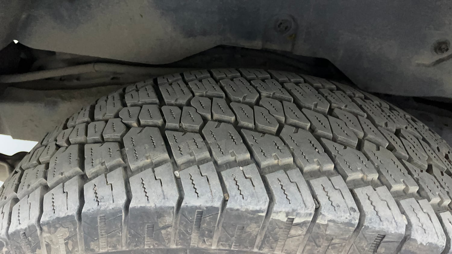 Used 2024 Mahindra Thar LX Hard Top Diesel MT RWD Diesel Manual tyres RIGHT REAR TYRE TREAD VIEW
