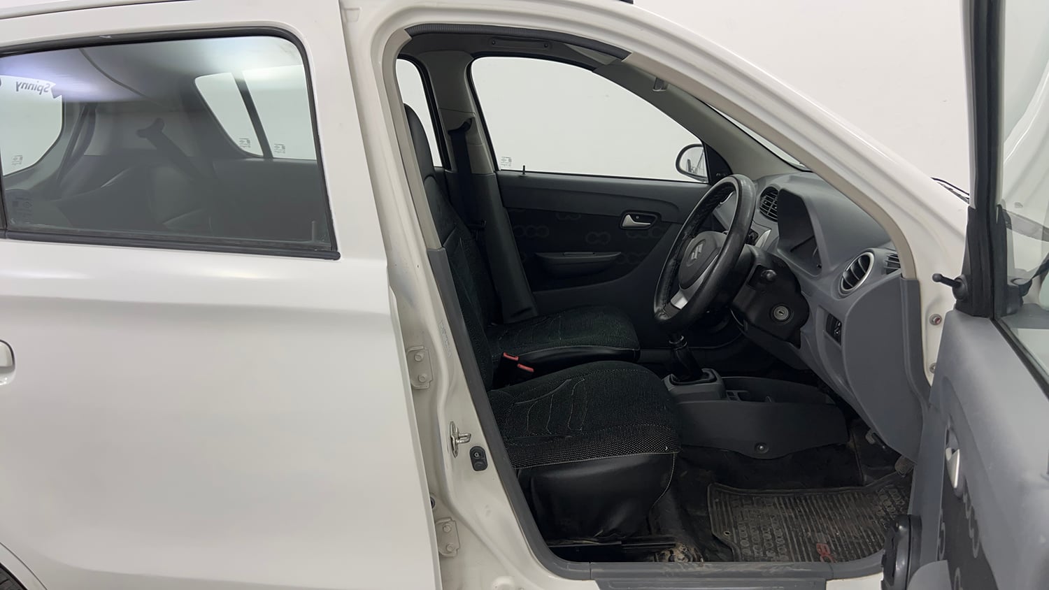 Used 2014 Maruti Suzuki Alto 800 Lxi Petrol Manual interior RIGHT SIDE FRONT DOOR CABIN VIEW
