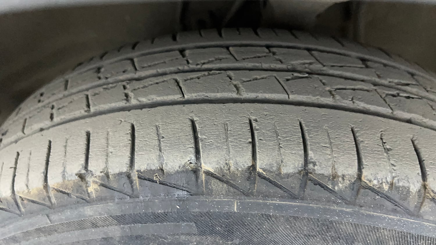 Used 2020 Maruti Suzuki Alto 800 LXi Petrol Manual tyres LEFT FRONT TYRE TREAD VIEW