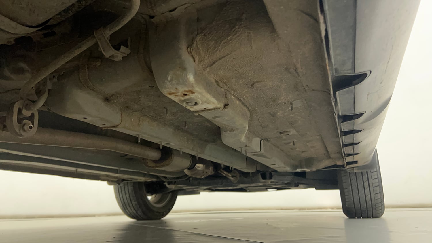 Used 2023 Hyundai Creta SX 1.5 Petrol Petrol Manual extra REAR RIGHT UNDERBODY VIEW