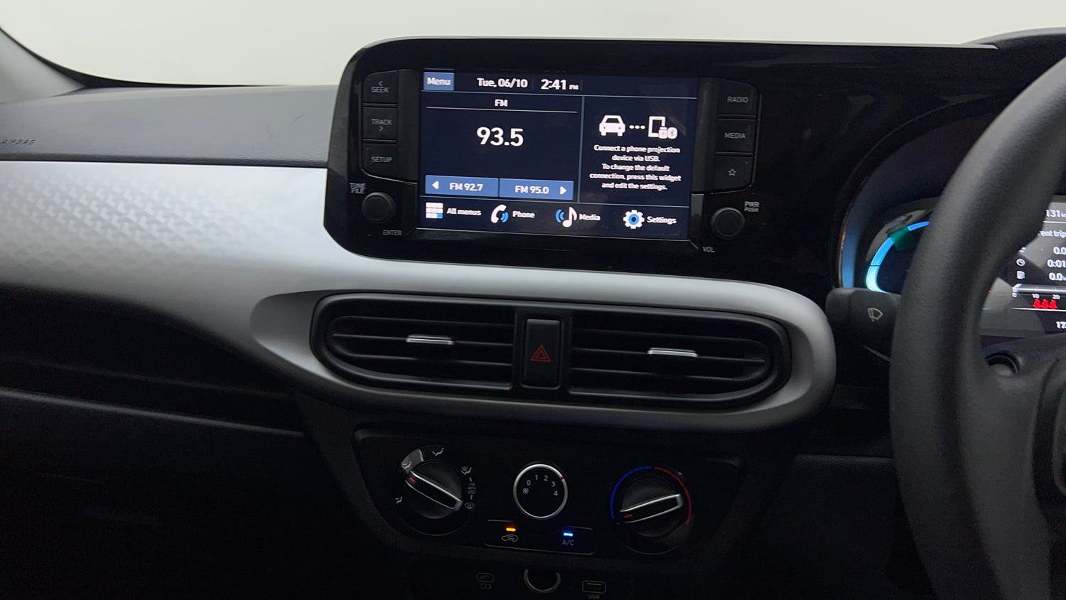 Used 2025 Hyundai Exter S Plus 1.2 AMT Petrol Automatic interior MUSIC SYSTEM & AC CONTROL VIEW