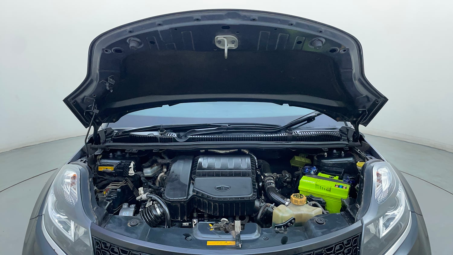 Used 2019 Tata Nexon XZ Plus Diesel Diesel Manual engine ENGINE & BONNET OPEN FRONT VIEW