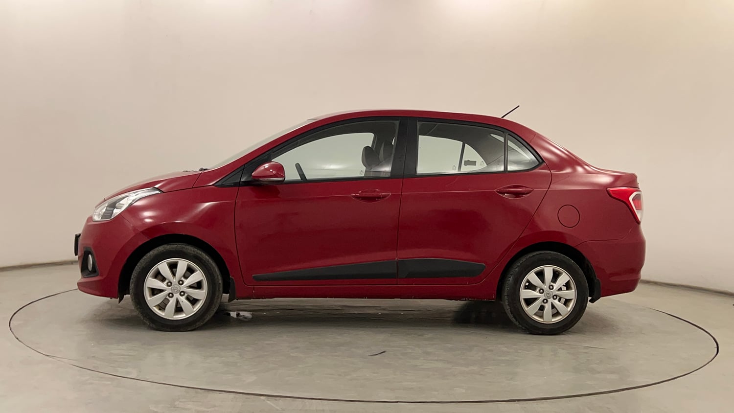 Used 2016 Hyundai Xcent SX 1.2 Petrol Manual exterior LEFT SIDE VIEW