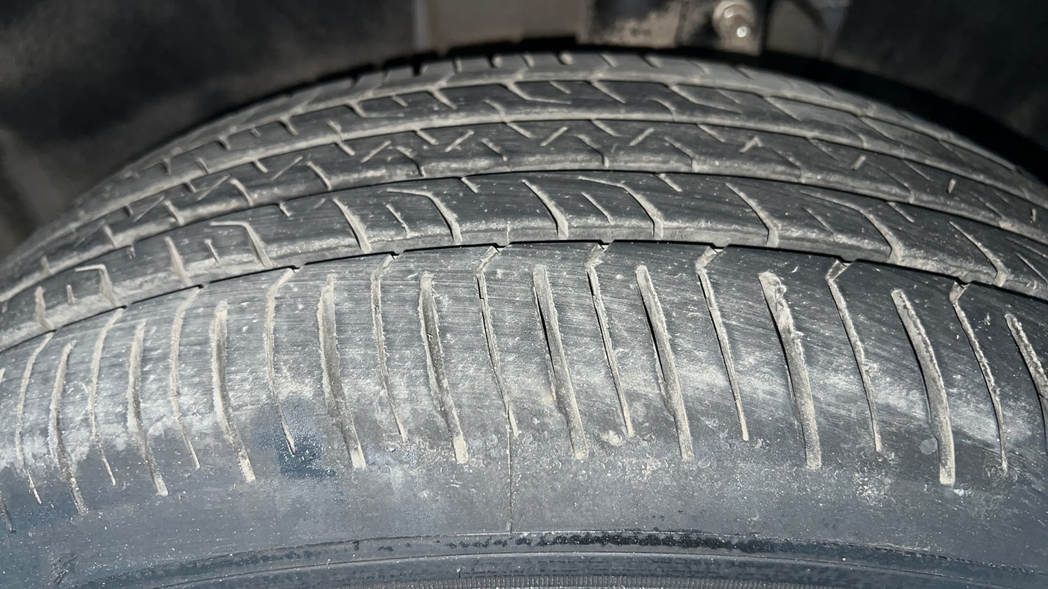 Used 2026 Tata Sierra Pure + P DCA Petrol Petrol Automatic tyres LEFT FRONT TYRE TREAD VIEW