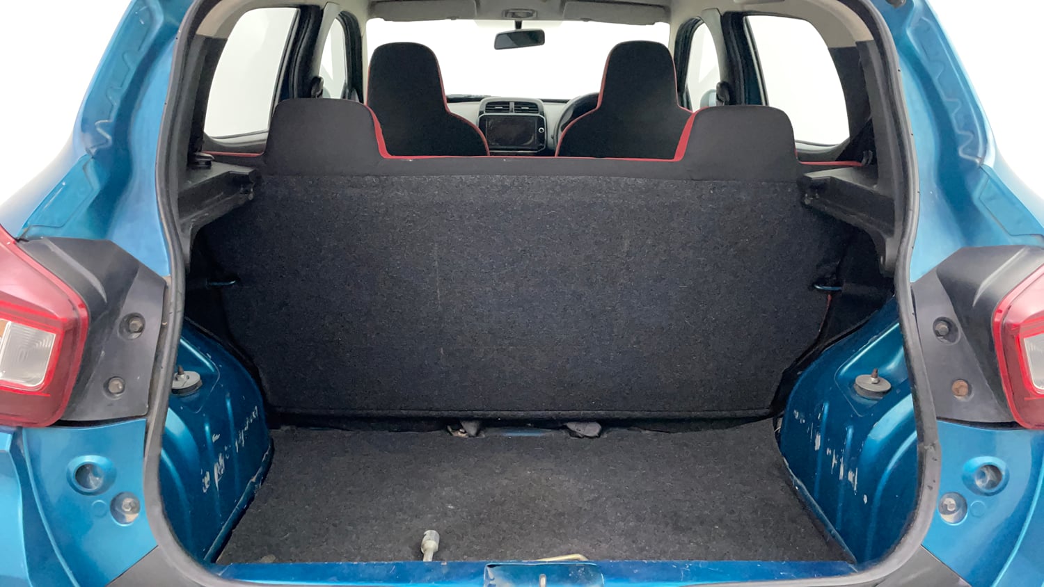 Used 2020 Renault Kwid RXT Petrol Manual interior DICKY INSIDE VIEW