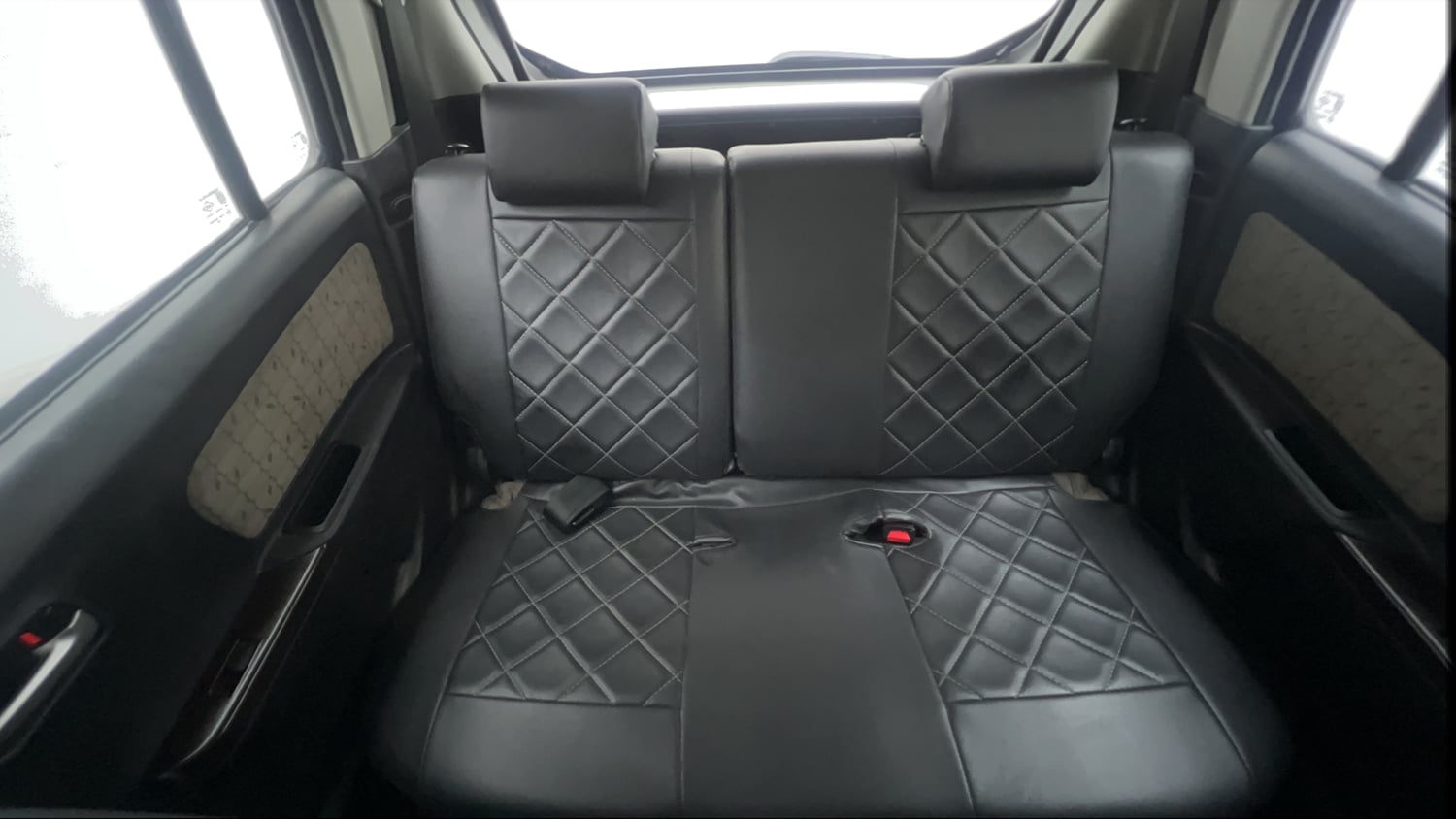 Used 2016 Maruti Suzuki Wagon R 1.0 VXI AMT Petrol Automatic interior REAR SEAT CONDITION VIEW