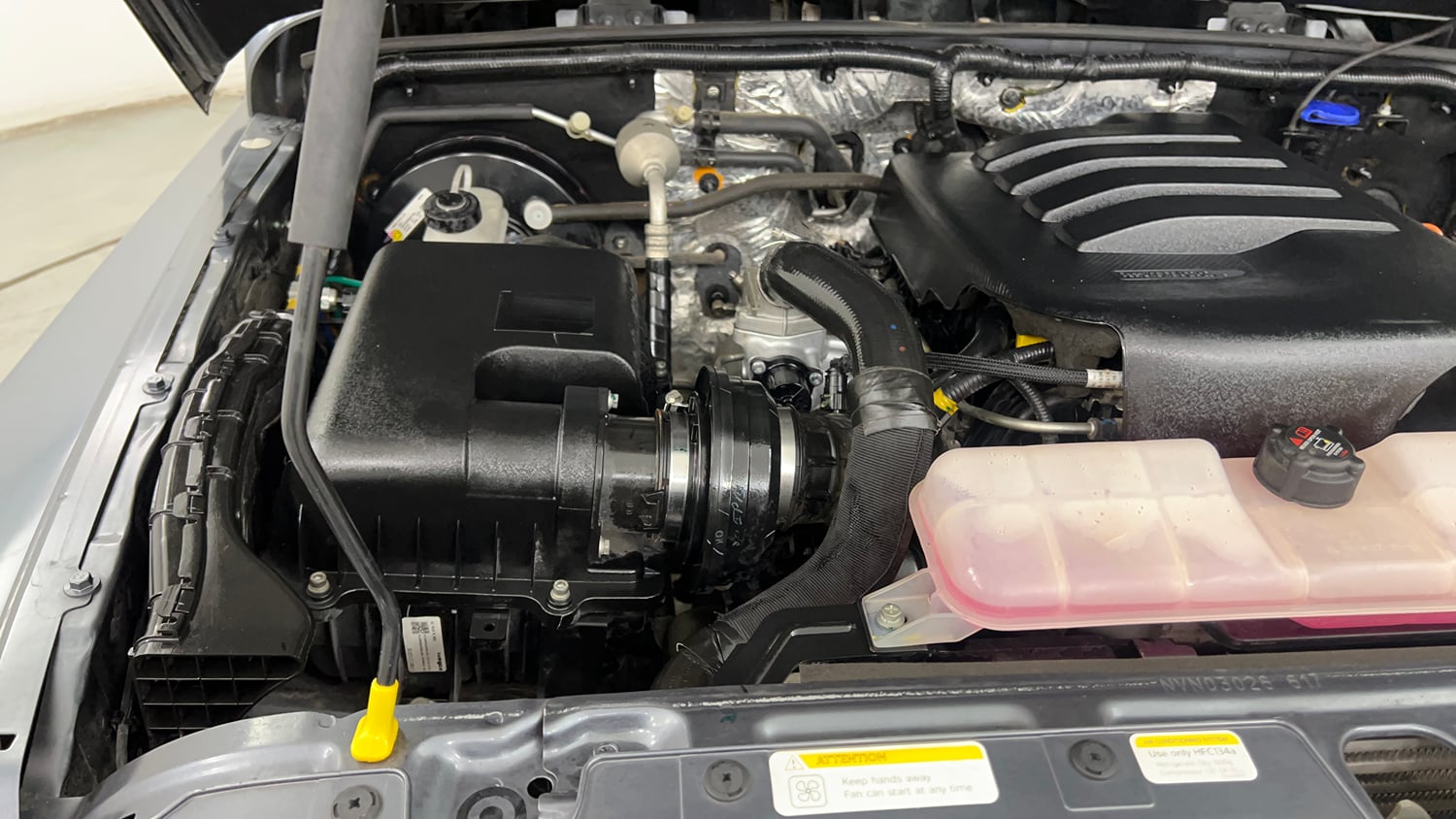 Used 2022 mahindra Thar LX Hard Top Petrol MT 4WD Petrol Manual engine ENGINE RIGHT SIDE VIEW