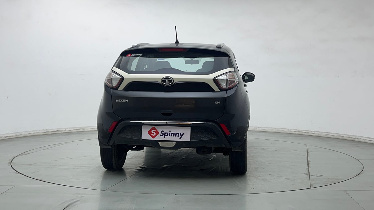 Used 2018 Tata Nexon XM Petrol Manual exterior BACK VIEW