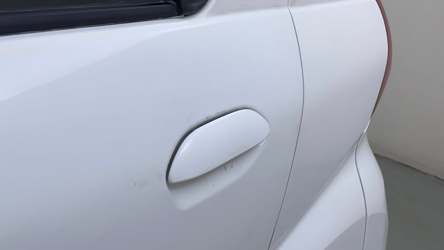 Used 2022 Datsun Redi-GO T(O) 1.0 Petrol Manual dents MINOR SCRATCH