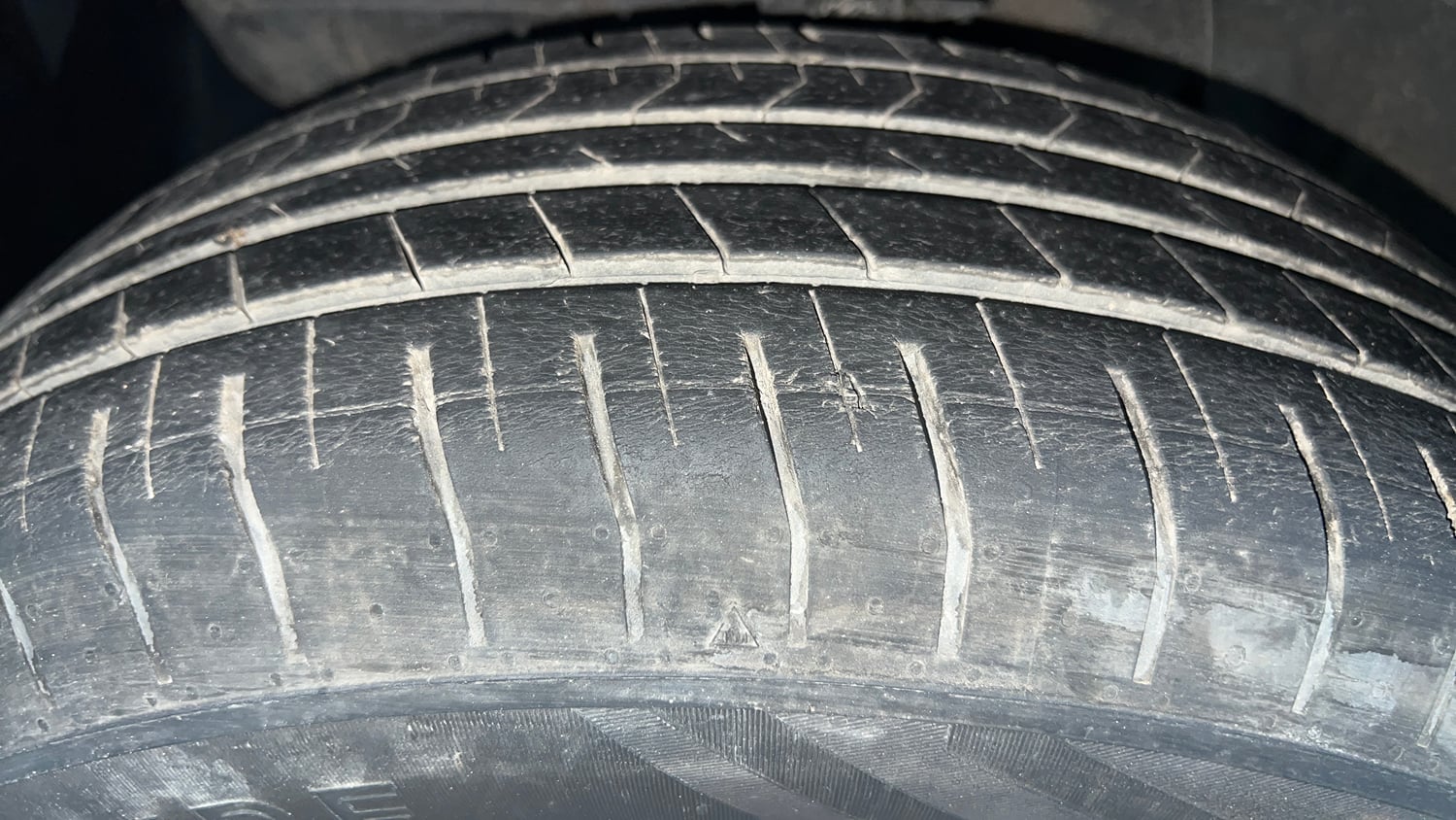 Used 2022 Hyundai Creta EX 1.5 Petrol Petrol Manual tyres LEFT FRONT TYRE TREAD VIEW