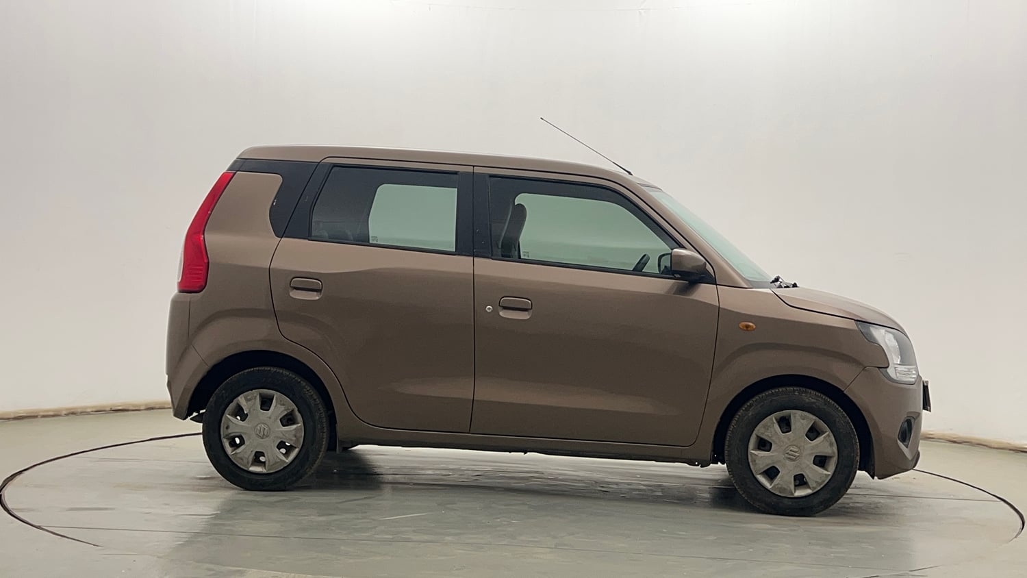 Used 2022 Maruti Suzuki Wagon R VXi (O) 1.2 Petrol Manual exterior RIGHT SIDE VIEW