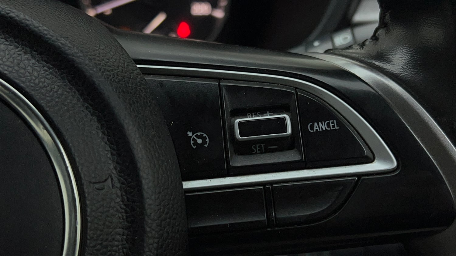 Used 2024 Maruti Suzuki Brezza Zxi Plus Dual Tone Petrol Manual top_features Cruise control