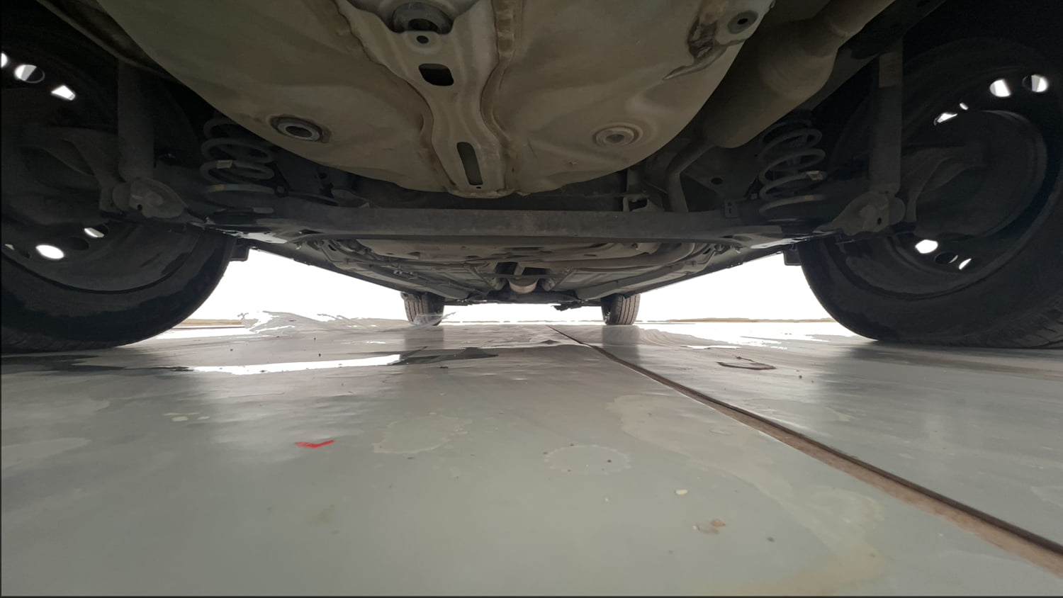 Used 2019 Maruti Suzuki Baleno Delta Petrol Manual extra REAR UNDERBODY VIEW (TAKEN FROM REAR)