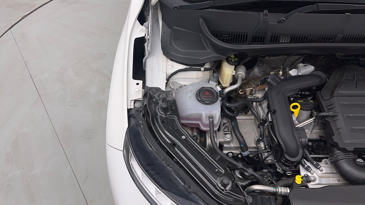 Used 2025 Skoda Kylaq Signature Plus AT Petrol Automatic engine ENGINE RIGHT SIDE VIEW
