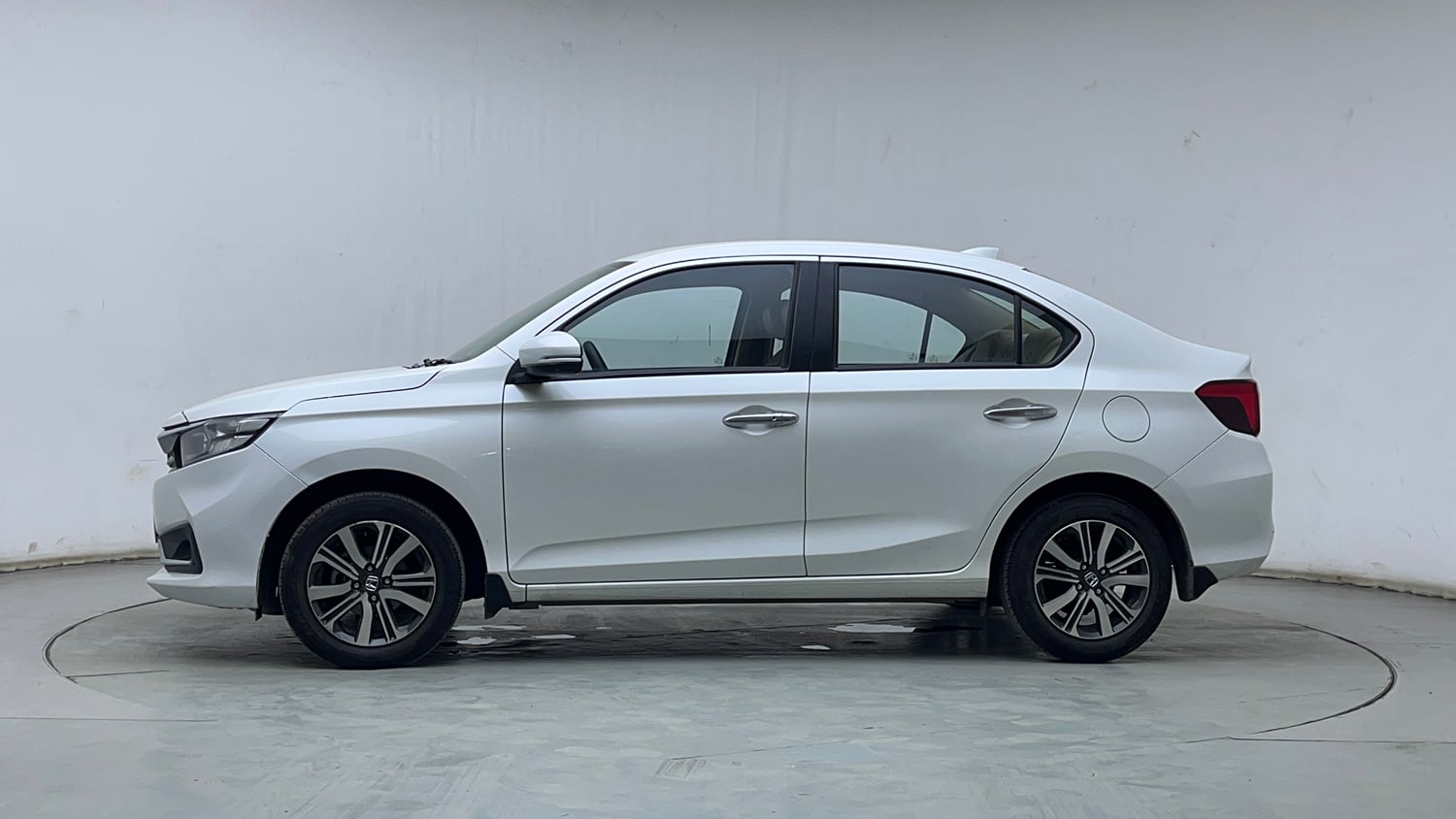 Used 2023 Honda Amaze VX 1.2 Petrol CVT Petrol Automatic exterior LEFT SIDE VIEW