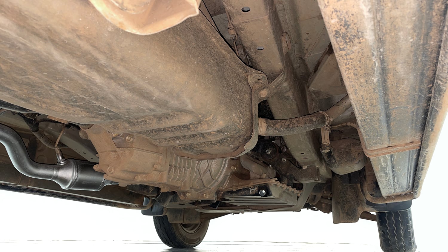 Used 2021 Maruti Suzuki Eeco 5 STR WITH A/C+HTR Petrol Manual extra REAR RIGHT UNDERBODY VIEW