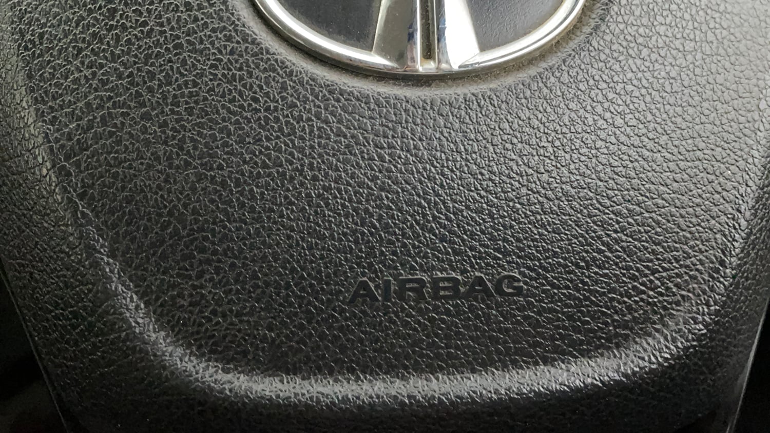 Used 2019 Tata Tigor Revotron XZA Petrol Automatic top_features Airbags