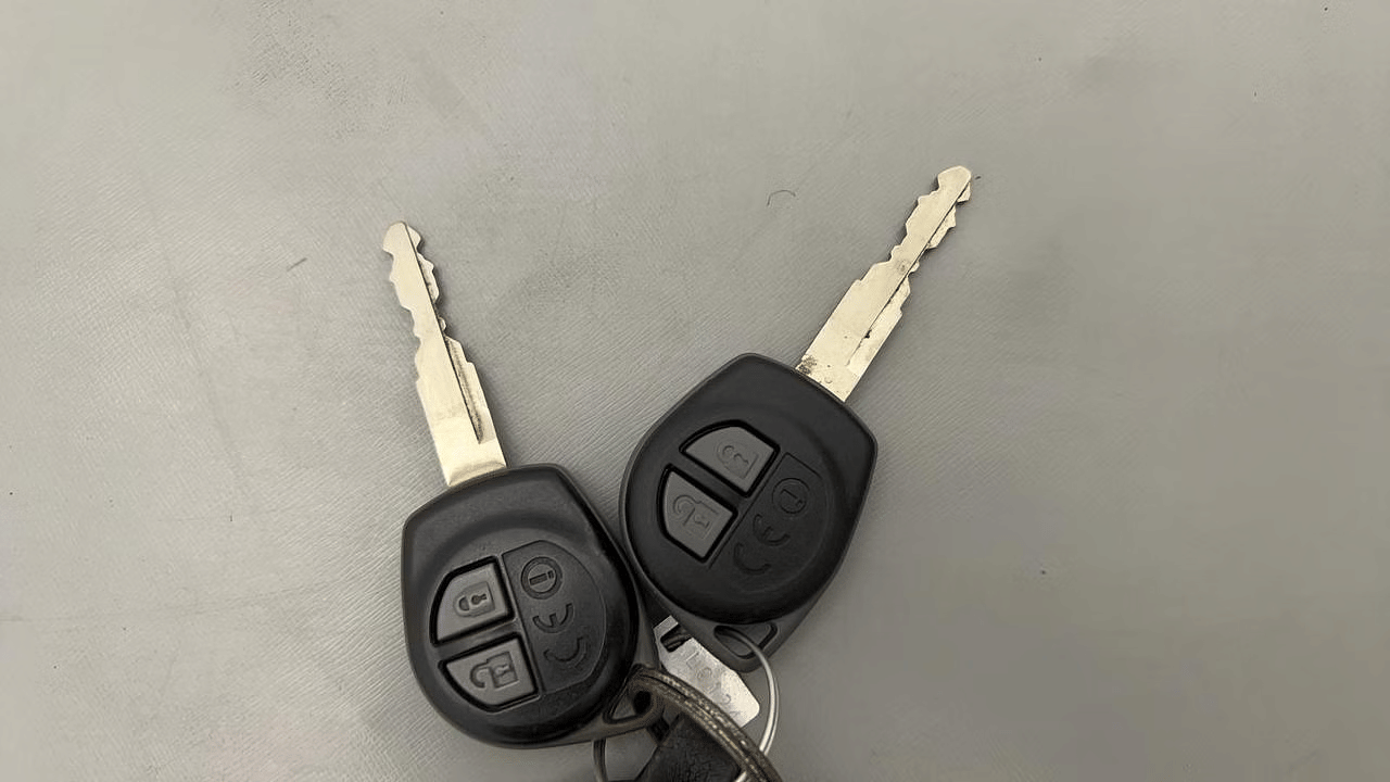 Used 2019 Maruti Suzuki Baleno Delta Petrol Manual extra CAR KEY VIEW