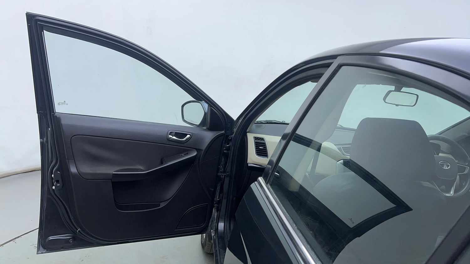 Used 2015 Tata Zest XT Petrol Petrol Manual interior LEFT FRONT DOOR OPEN VIEW