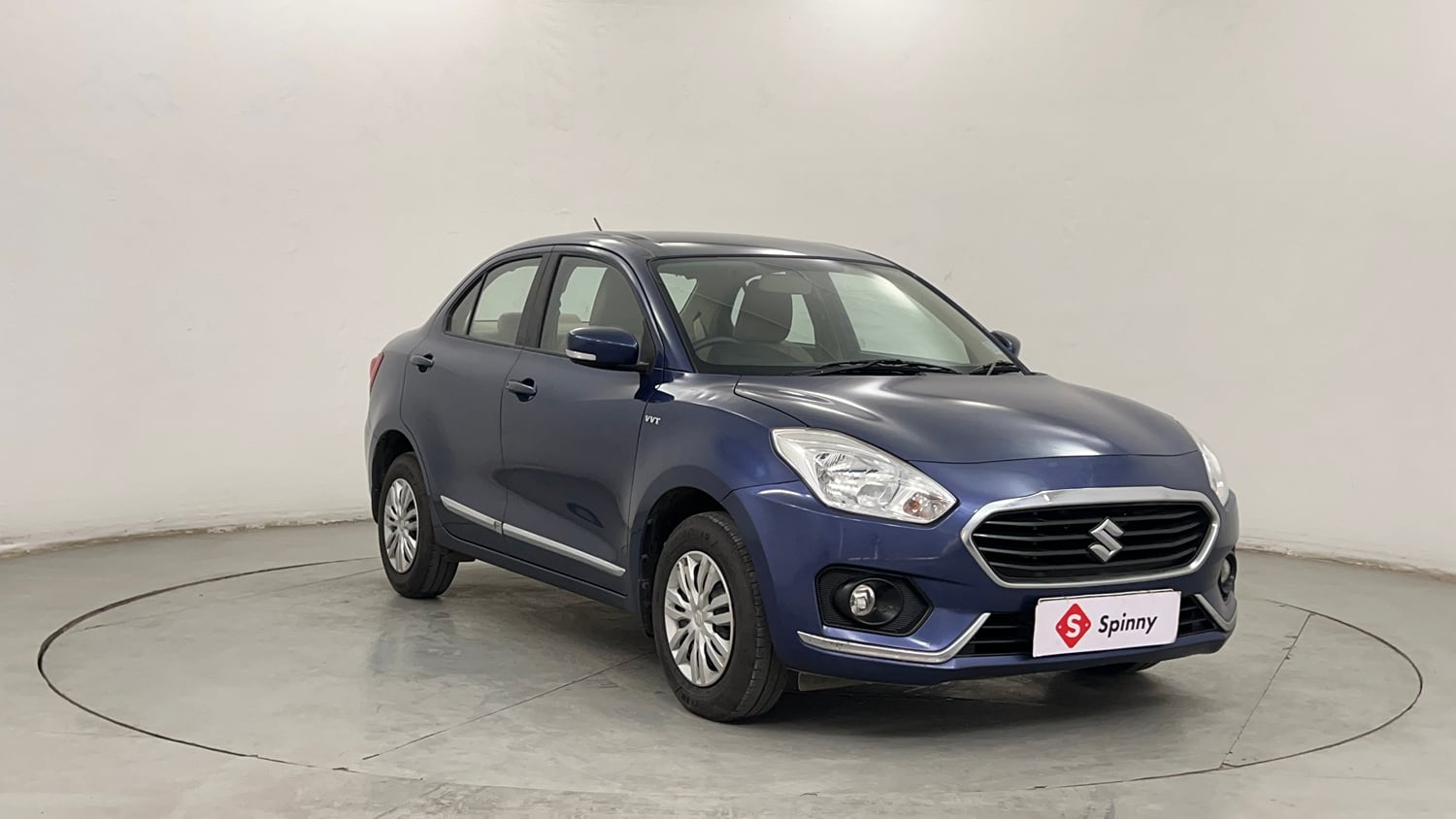 Used 2018 Maruti Suzuki Dzire VXi Petrol Manual exterior RIGHT FRONT CORNER VIEW