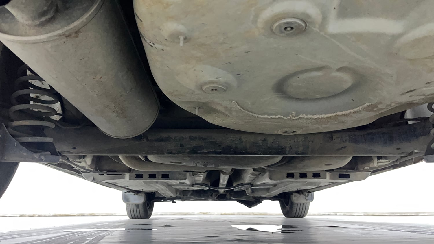 Used 2020 Volkswagen Ameo Trendline 1.5L (D) Diesel Manual extra REAR UNDERBODY VIEW (TAKEN FROM REAR)