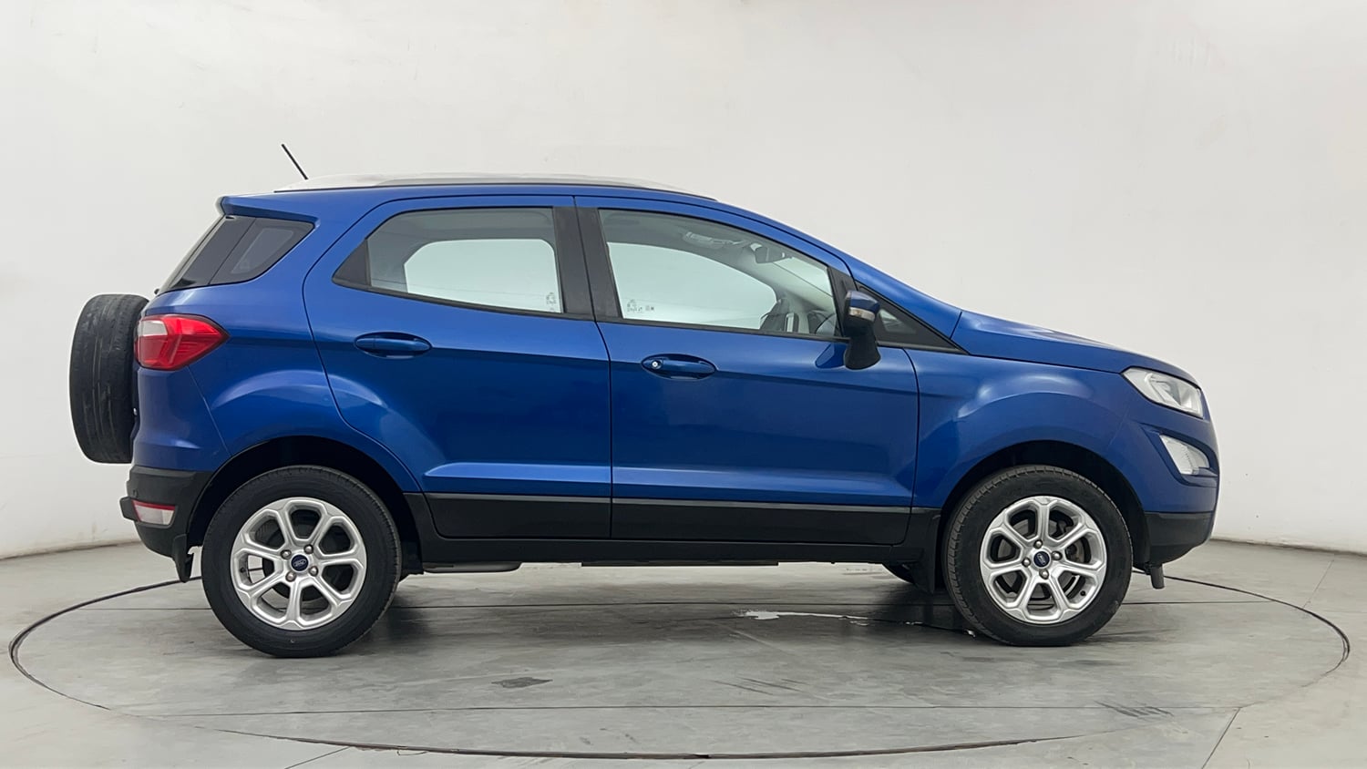 Used 2021 Ford EcoSport Titanium Plus 1.5L Ti-VCT AT Petrol Automatic exterior RIGHT SIDE VIEW