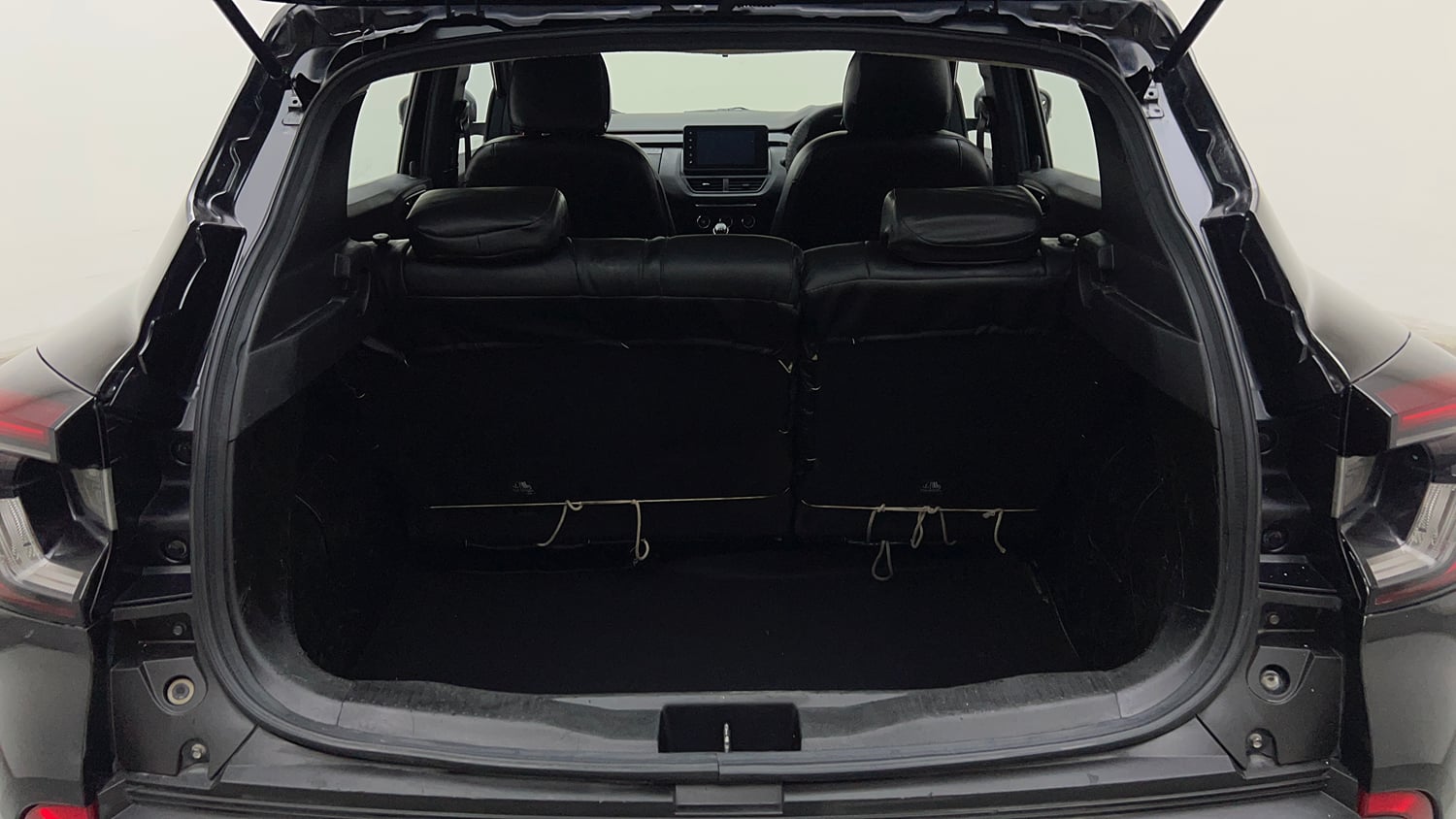 Used 2023 Renault Kiger RXZ MT Petrol Manual interior DICKY INSIDE VIEW