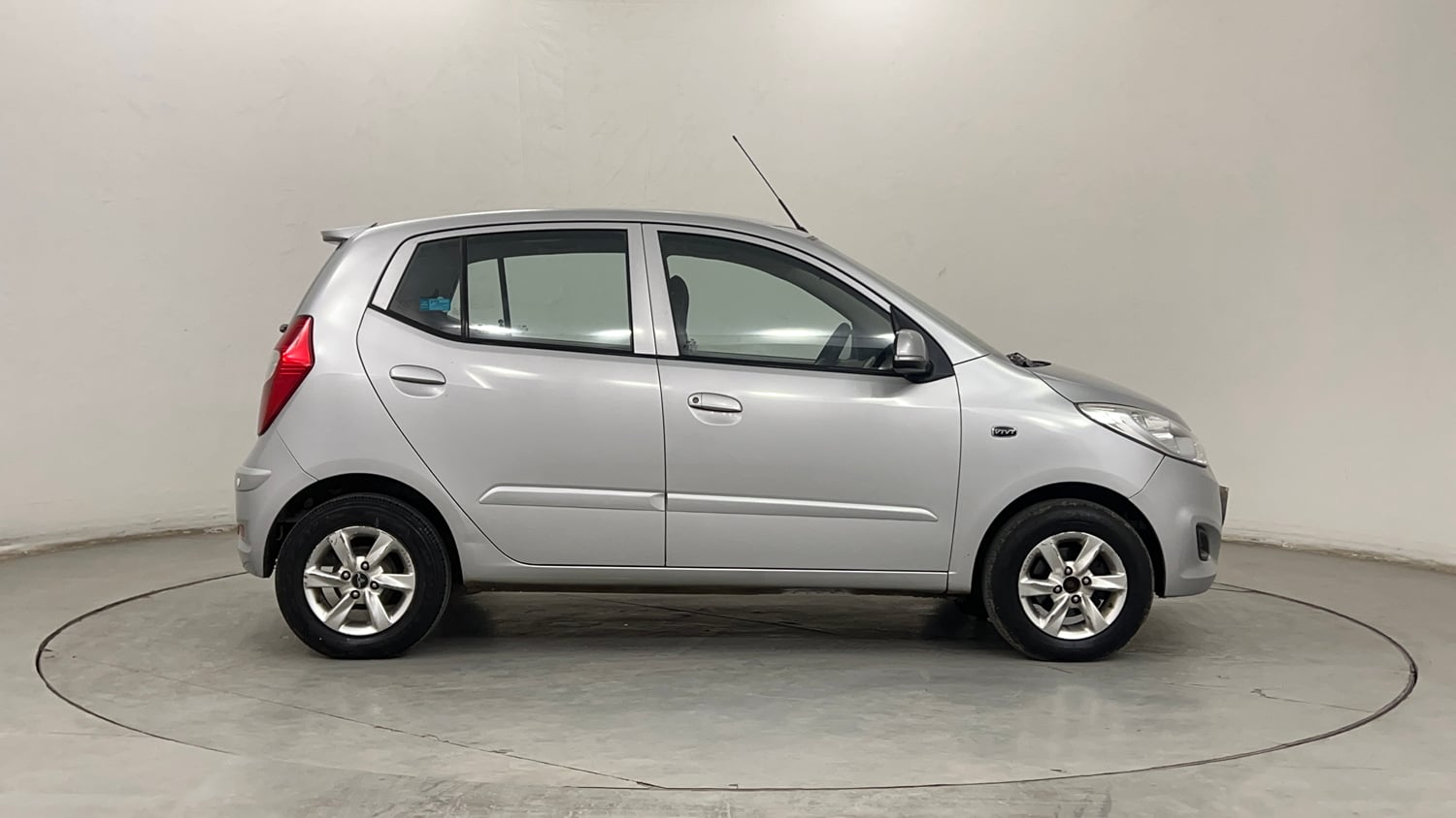 Used 2013 Hyundai i10 Sportz 1.2 AT Kappa2 Petrol Automatic exterior RIGHT SIDE VIEW