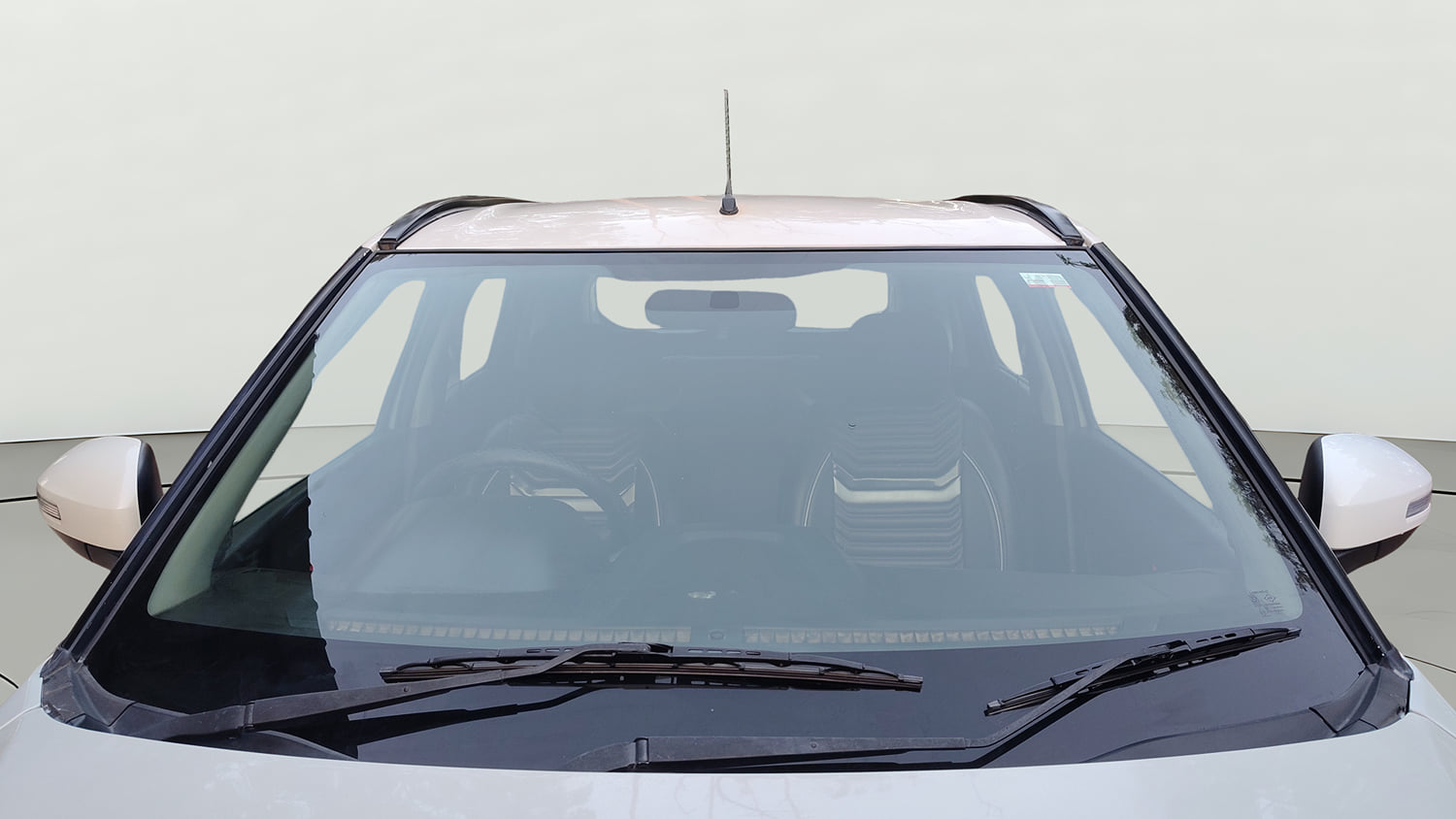 Used 2021 Toyota Urban Cruiser Mid Grade MT Petrol Manual exterior FRONT WINDSHIELD VIEW
