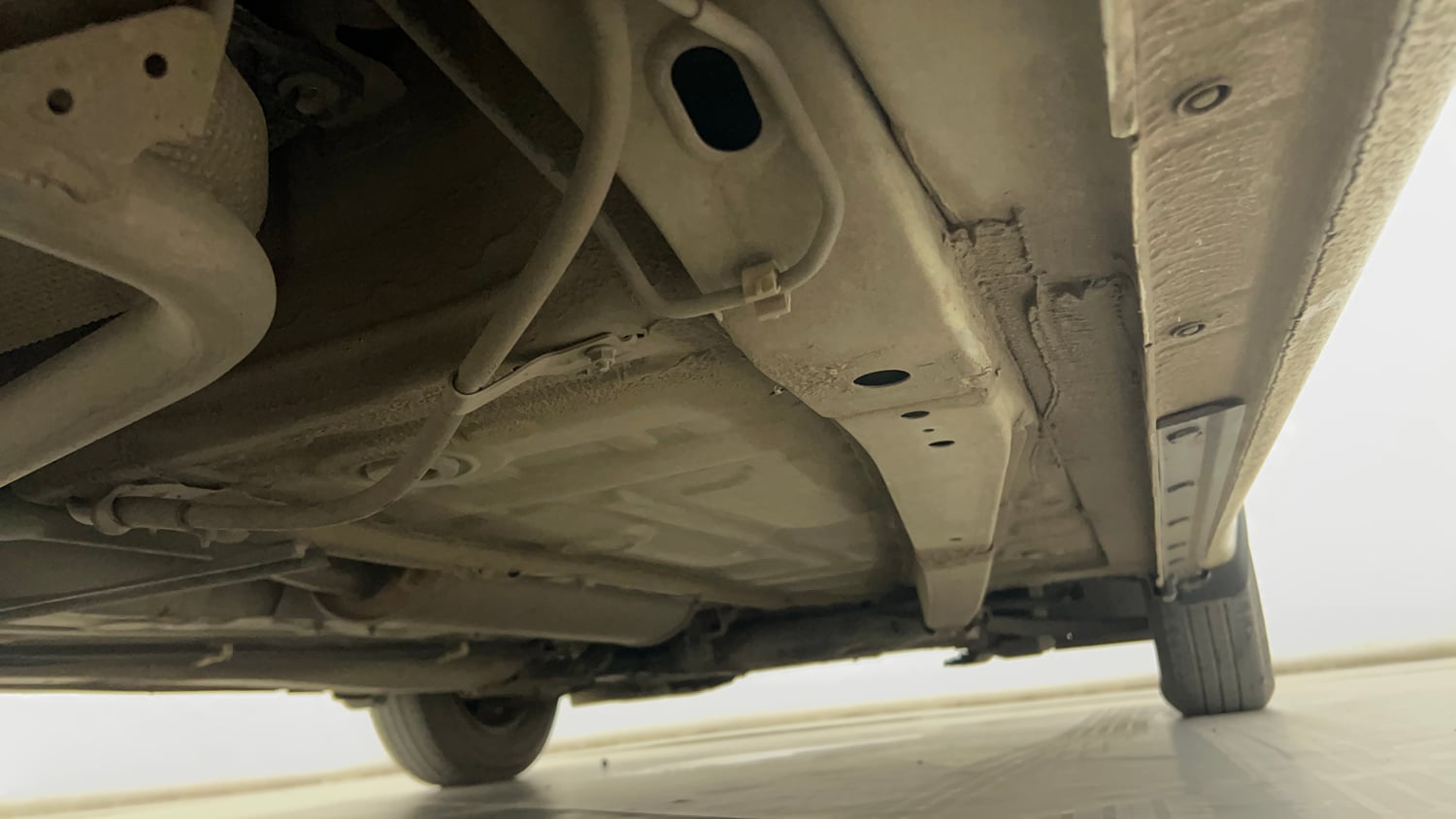 Used 2019 Maruti Suzuki Dzire VXi Petrol Manual extra REAR RIGHT UNDERBODY VIEW