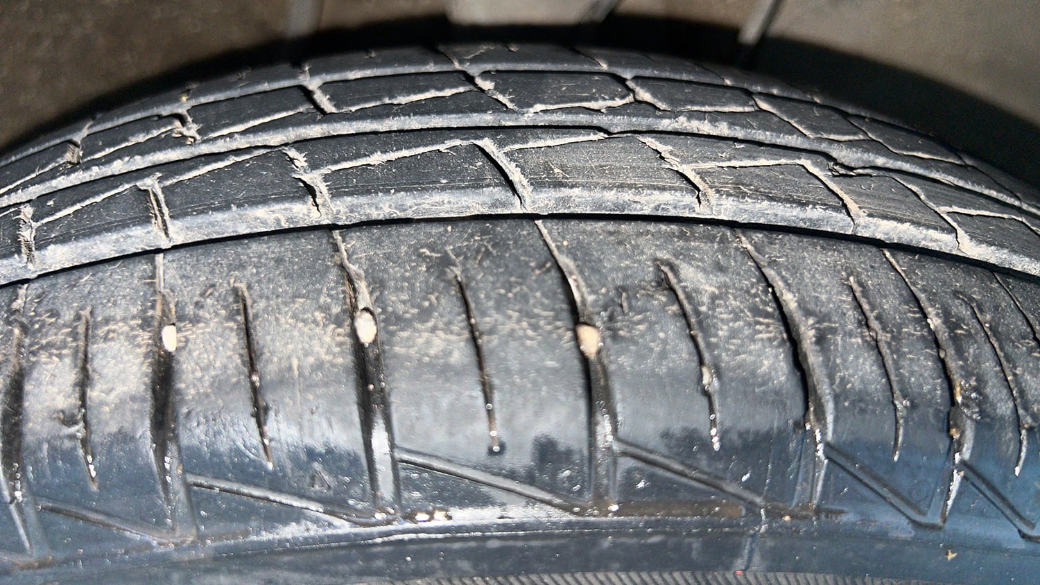 Used 2023 Maruti Suzuki Alto 800 VXi Petrol Manual tyres RIGHT FRONT TYRE TREAD VIEW