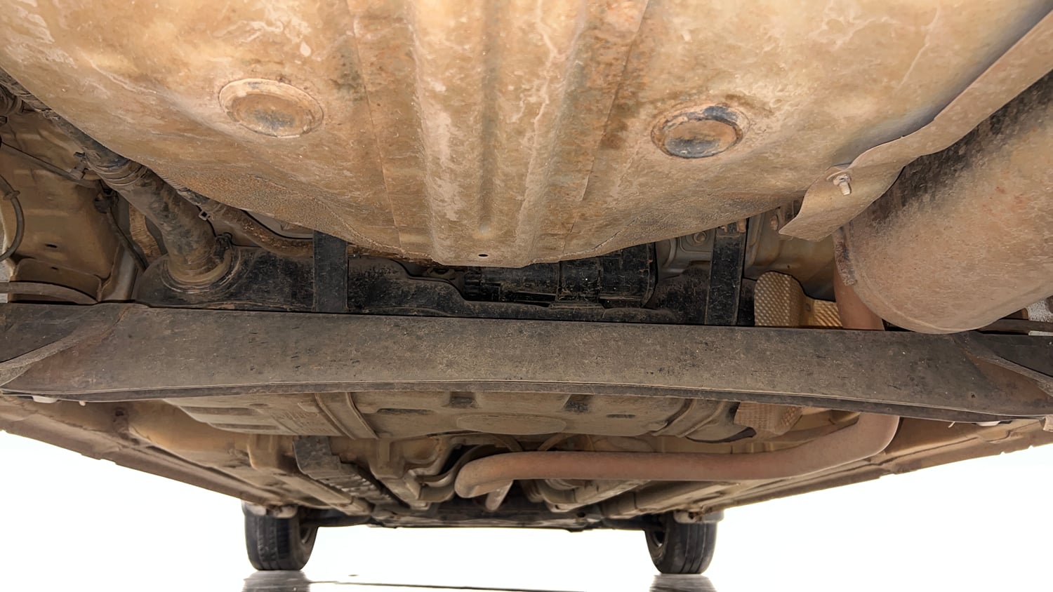 Used 2019 Hyundai Elite i20 Magna Plus 1.2 Petrol Manual extra REAR UNDERBODY VIEW (TAKEN FROM REAR)