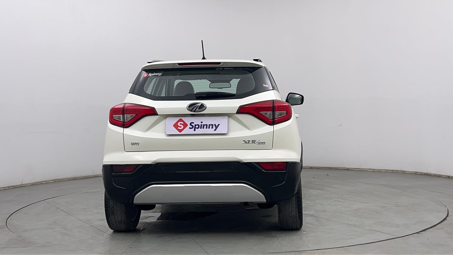 Used 2019 Mahindra XUV 300 1.5 W8 (O) Diesel Manual exterior BACK VIEW