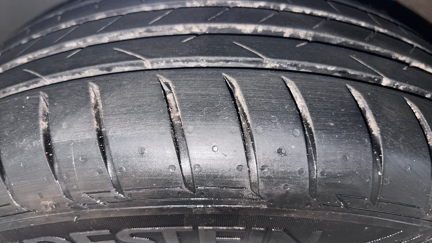 Used 2020 Skoda Rapid Active 1.0 TSI MT Petrol Manual tyres LEFT FRONT TYRE TREAD VIEW