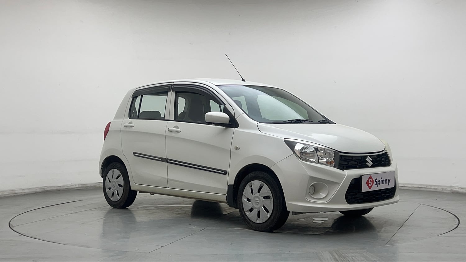 Used 2019 Maruti Suzuki Celerio VXi Petrol Manual exterior RIGHT FRONT CORNER VIEW