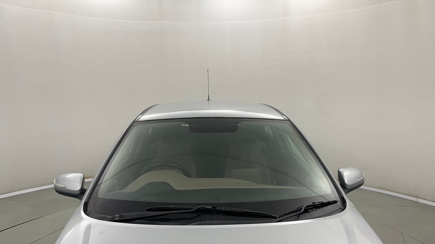 Used 2020 Hyundai Elite i20 Sportz Plus 1.2 Petrol Manual exterior FRONT WINDSHIELD VIEW