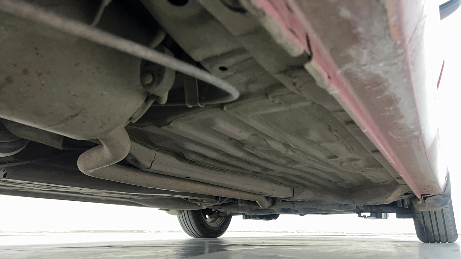 Used 2018 Honda Amaze 1.2 V MT Petrol Petrol Manual extra REAR RIGHT UNDERBODY VIEW